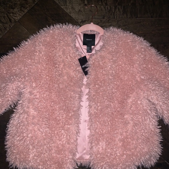 Mauve Fluffy Coat - Picture 4 of 5